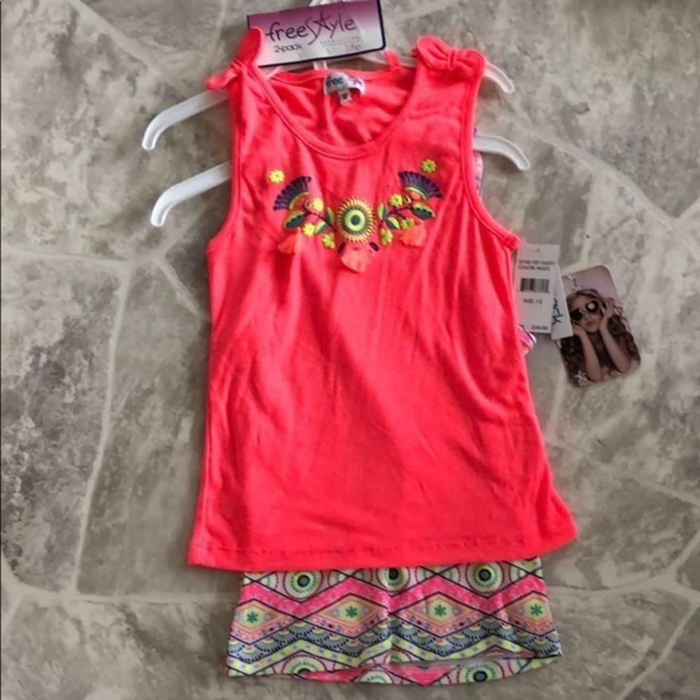 NWT FREESTYLE Bundle of two neon aztec western printed girl tank top Size 12